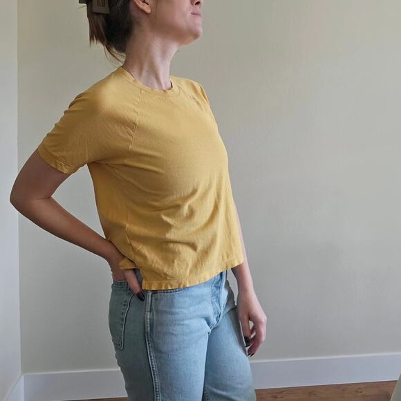Madewell Gold Raglan Tee - Picture 3 of 9